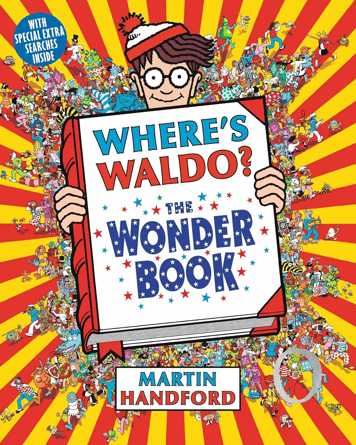 Where's Waldo? The Wonder Book: (A Hidden Object Activity Book with Search & Find Puzzles and Spot-the-Difference Game - a Perfect Gift