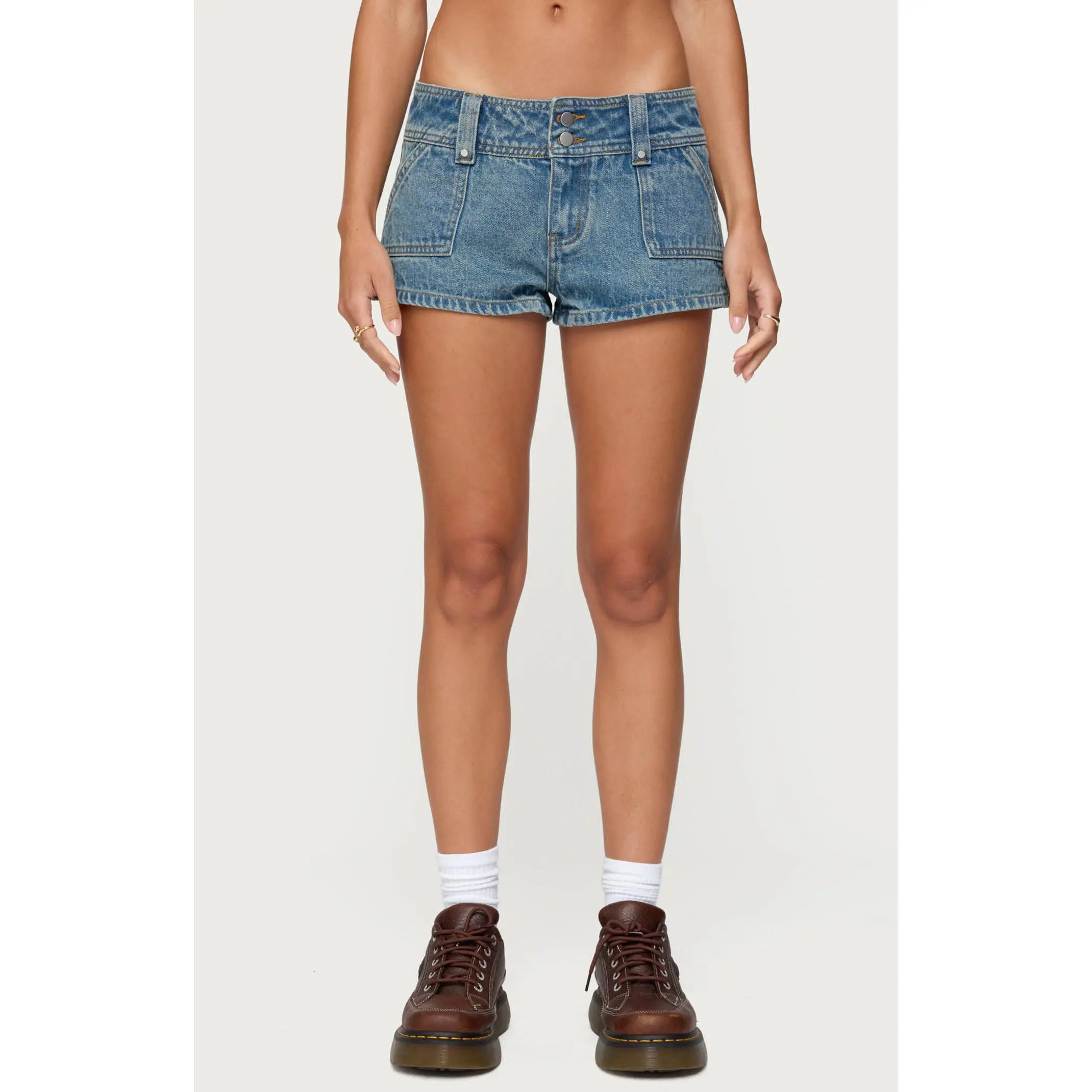Edikted Women's Keinan Low Rise Denim Shorts