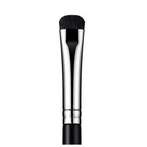 EIGSHOW Eyeshadow Smudge Brush Short Shader Precision Makeup Brush for Cat Eye & Crease High-End Cruelty-Free Wand (E806)