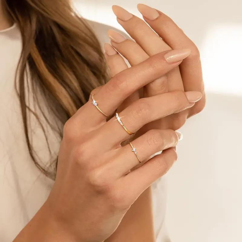 Women's Non Tarnish 3-Piece Thumb Ring Set - Tarnish Proof Jewelry, Dainty Thin Stackable Design, Dainty Look, Everyday Wear, Size 5, Valentine's Day Fashion Accessory