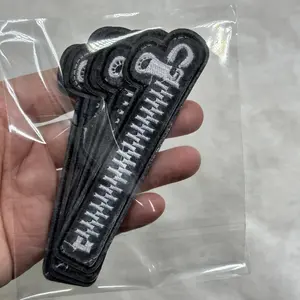 5pcs White Zipper Embroidery Patches, Iron-On Appliques for Clothing and Jeans, Sewing & Knitting Supplies