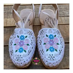 Primavera Blanca - White Embroidered Leather Lace up Huaraches