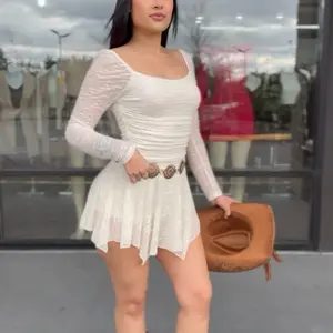 Long sleeve lace romper