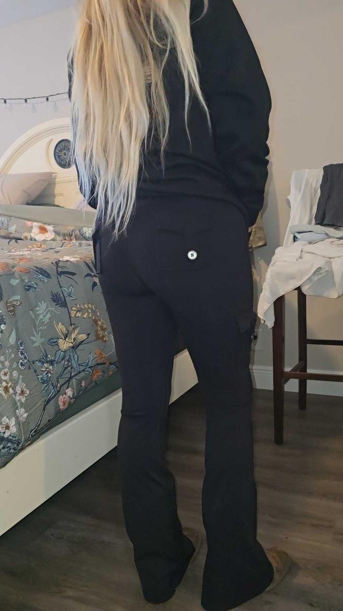 Item: Black, 34 Inseam, L