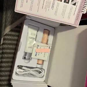 Aillsa Glamhold Solid Nail Glue Set, Handheld UV Lamp for Press On Nails, Clear Nail Tips and gel x nail glue Long-Lasting Strong Adhesion Solid Gel DIY Fall Nail Art Home, UV Light Cured Needed