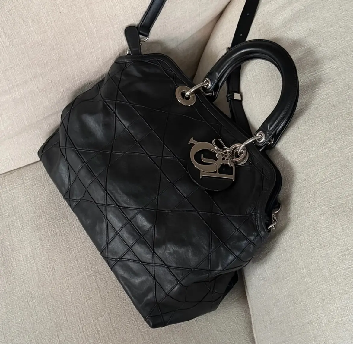 Pre-owned Dior Black Silver Charm Handle Tote Bag 22041290