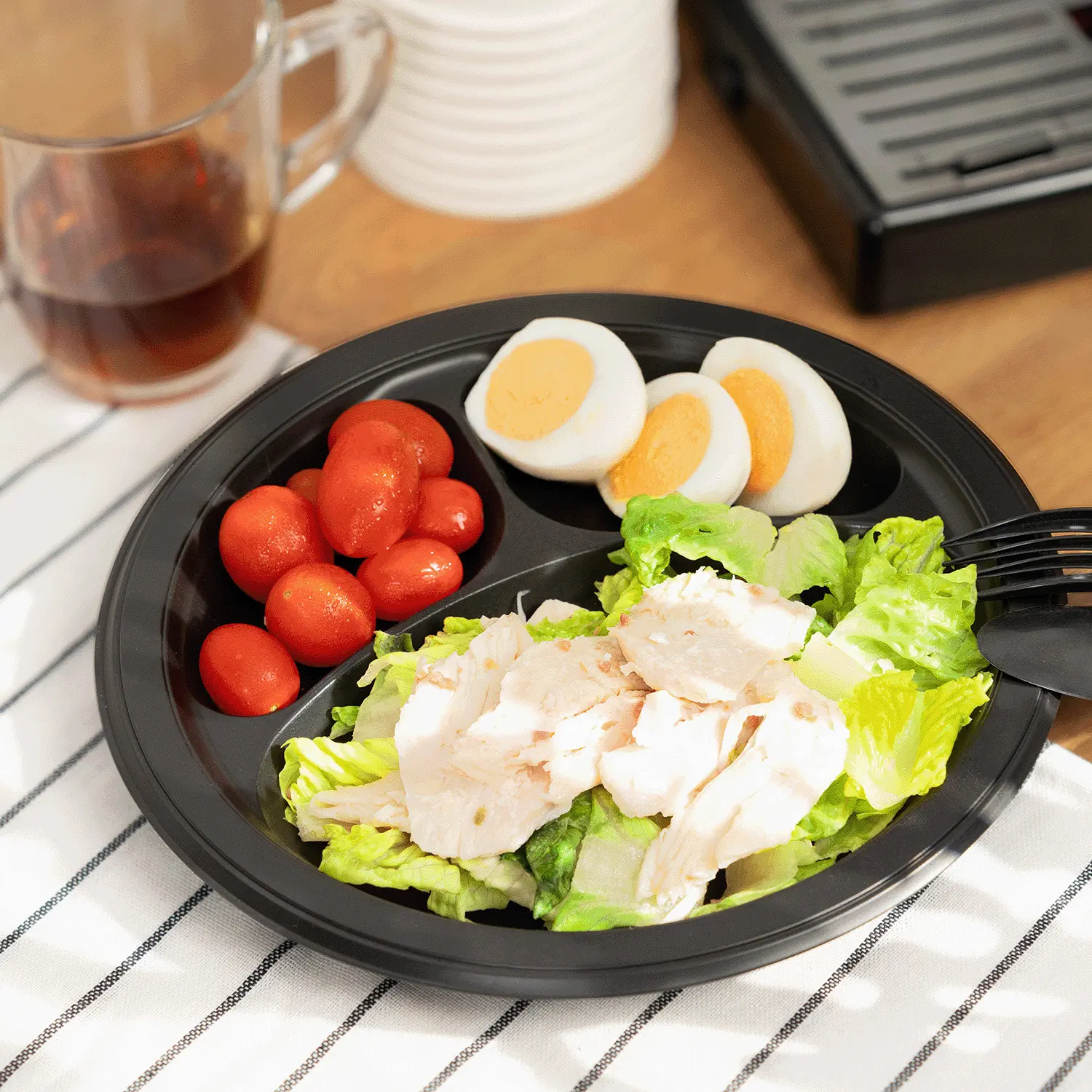 Karat Earth 9" Mineral Filled PP Round Plate, Black, 3 compartments - 500 pcs Karat Earth 9" Mineral Filled PP Round Plate, Black, 3 compartments - 500 pcs