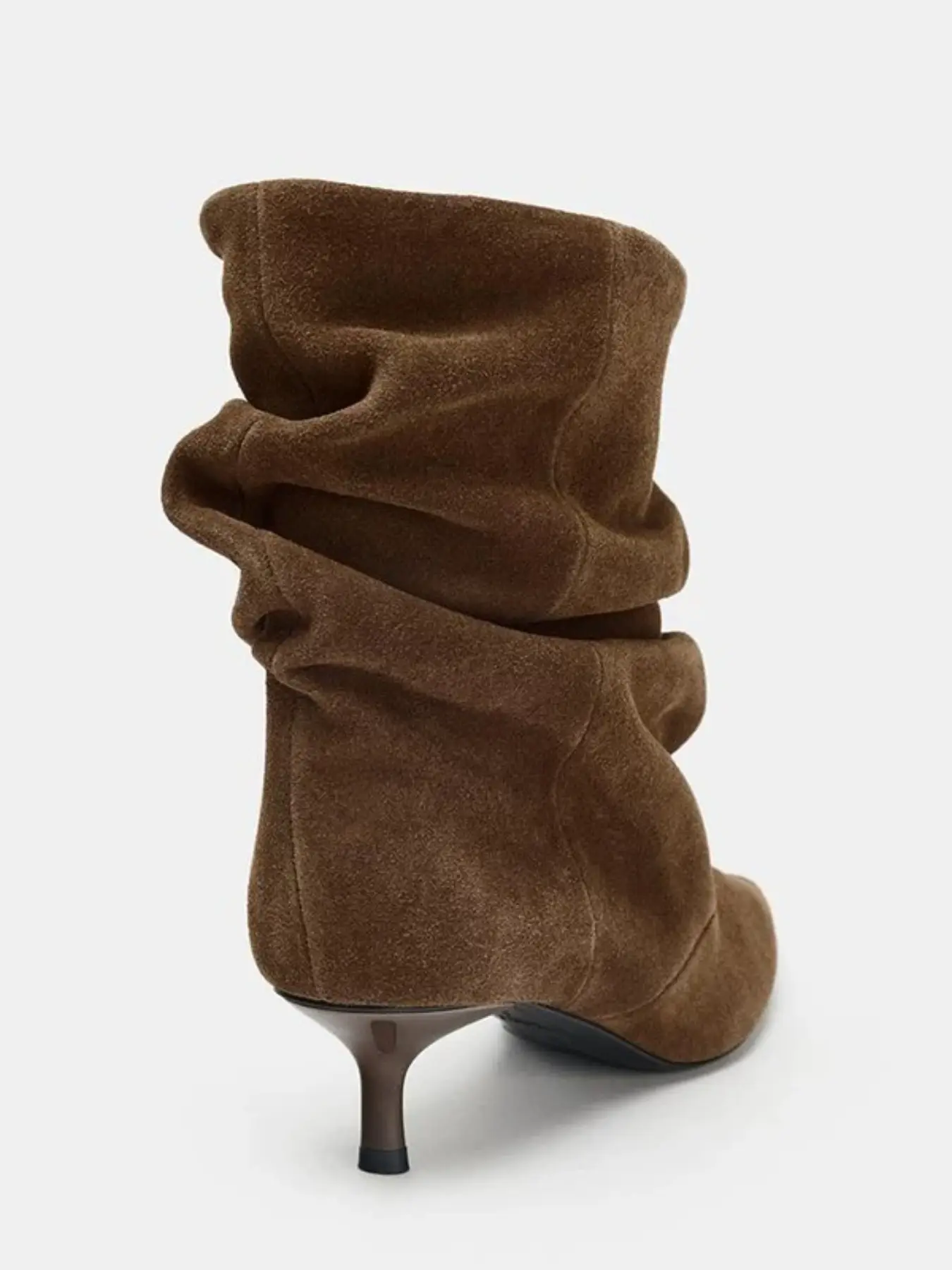 New Folded Pointy Heel Stack Boots, Retro Melanin Short Calf Boots, Large Bucket Knight Boots, Fashionable Stylish Women's Footwear, Toe Boots, Rubber