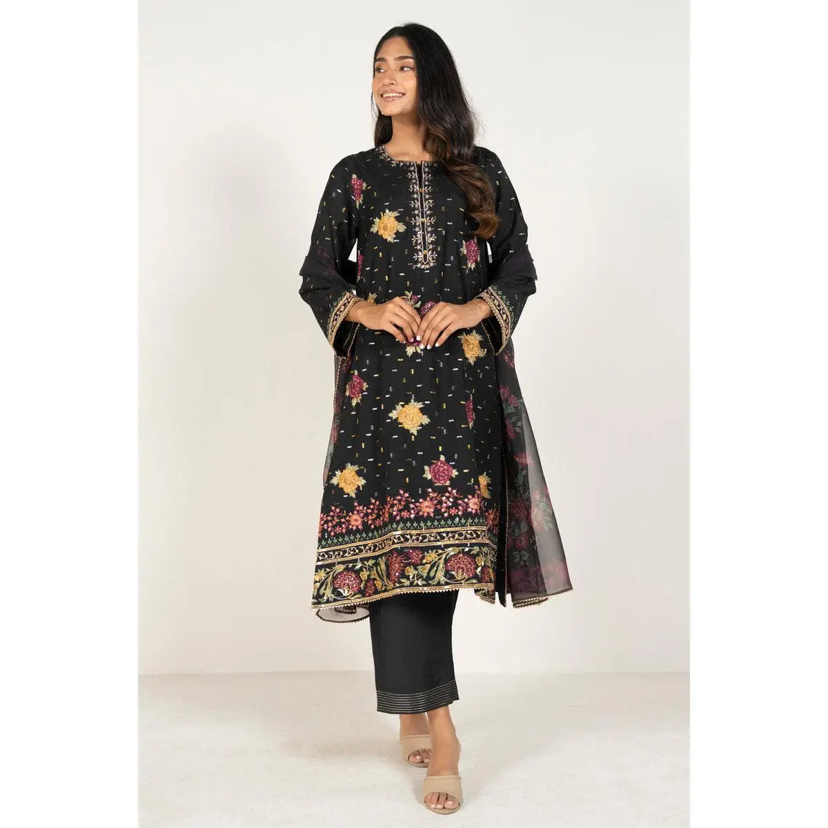 Al Karam Stitched Festive LPE276-10-3P25 J(117) NY 84 , 81