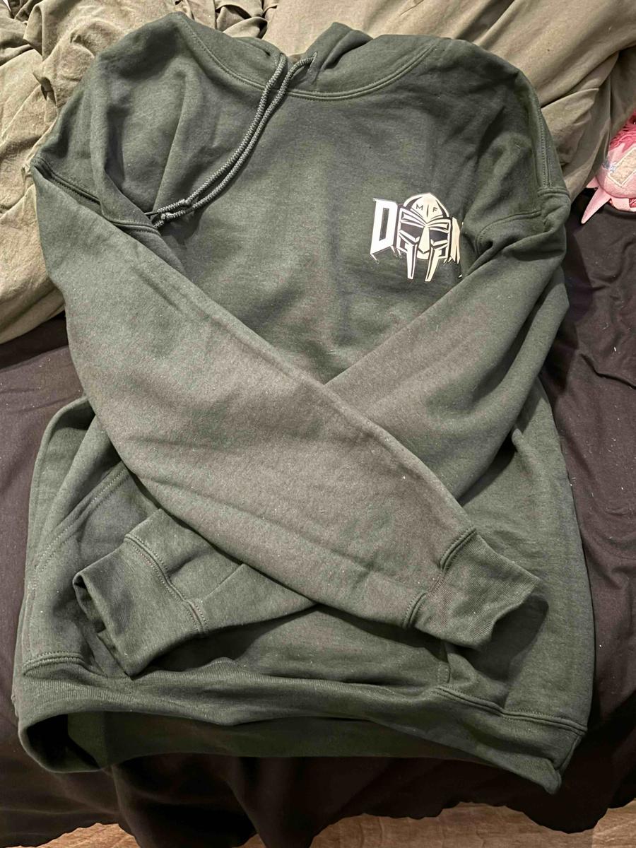 Item: Forest Green, L