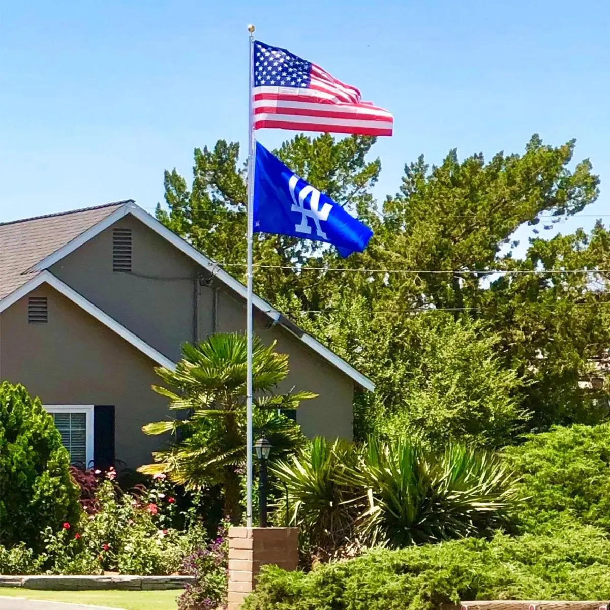 inCustom 20 ft Telescoping Aluminum Flag Pole Kit with Gold Finial, Dual Flag Holder, Anti-Wrap Design, Adjustable Height & Weather-Resistant Finish for Yard, Outside House, Residential or Commerical Outdoor