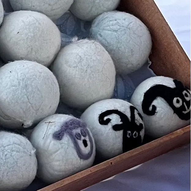 Wool Dryer Balls for Efficient Laundry Drying