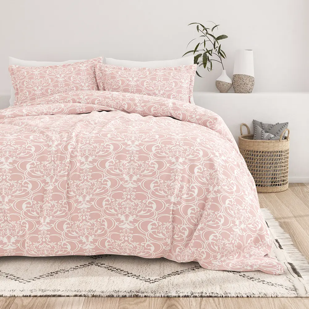 Romantic Damask Pattern 3-Piece Duvet Cover Set Romantic Damask Pattern 3-Piece Duvet Cover Set