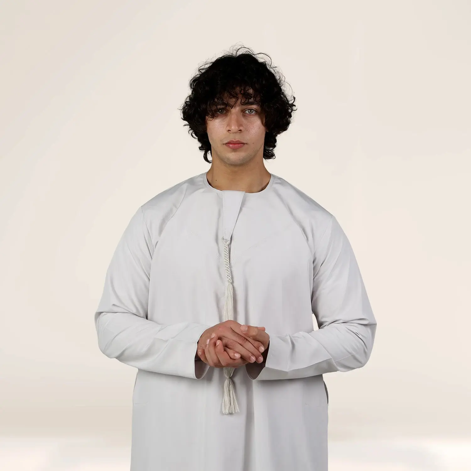 Platinum Ash Emirati Thobe