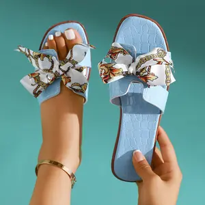 Women's Stylish Bowknot Slides — New Summer Flat Sandals: Trendy, Versatile, and Perfect for Outdoors & the Beach