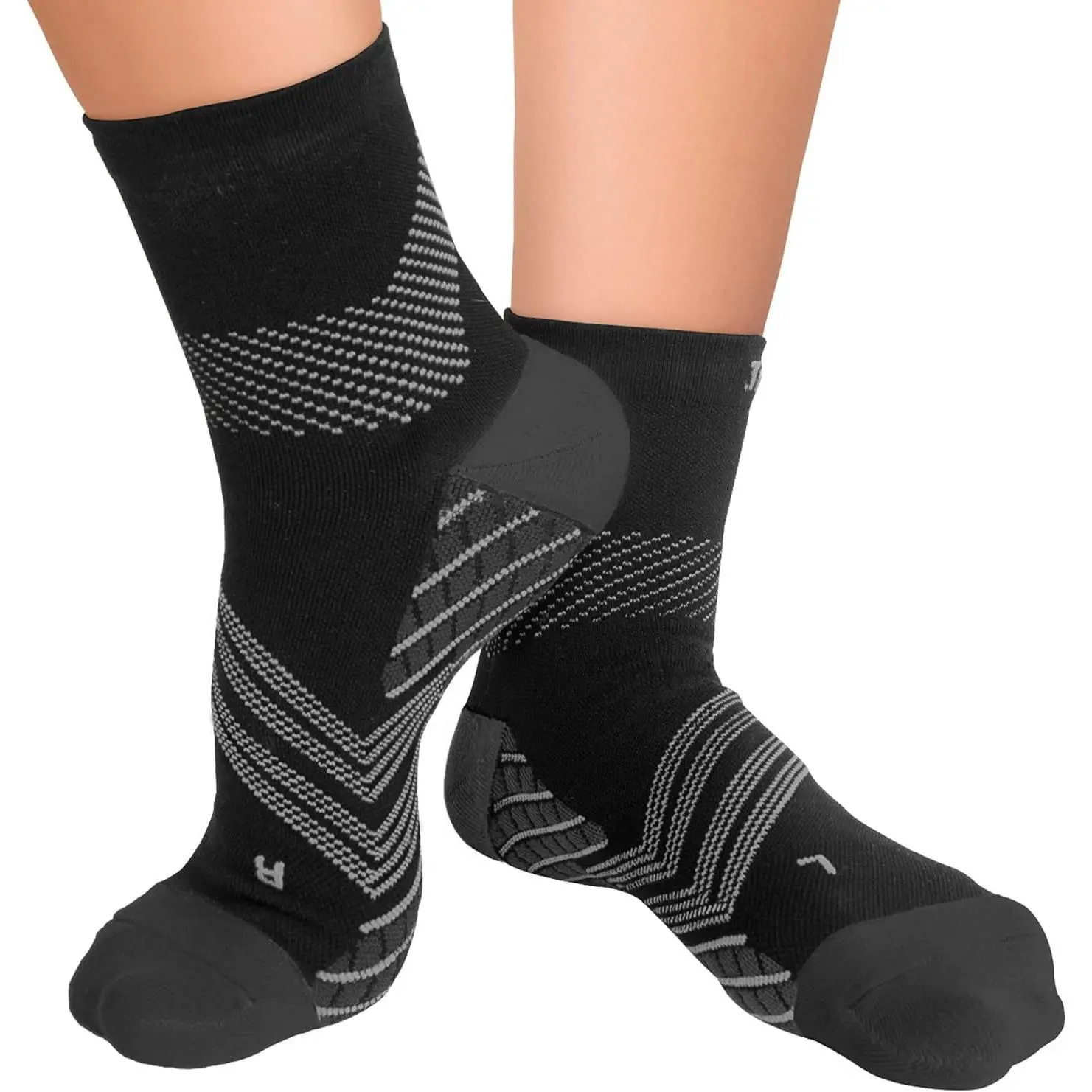 TechWare Pro Plantar Fasciitis Cushion Quarter Socks - Sports Athletic Ankle Compression Socks for Women & Men, Achilles Tendonitis Brace, Arch Support, Sports Athletic Socks