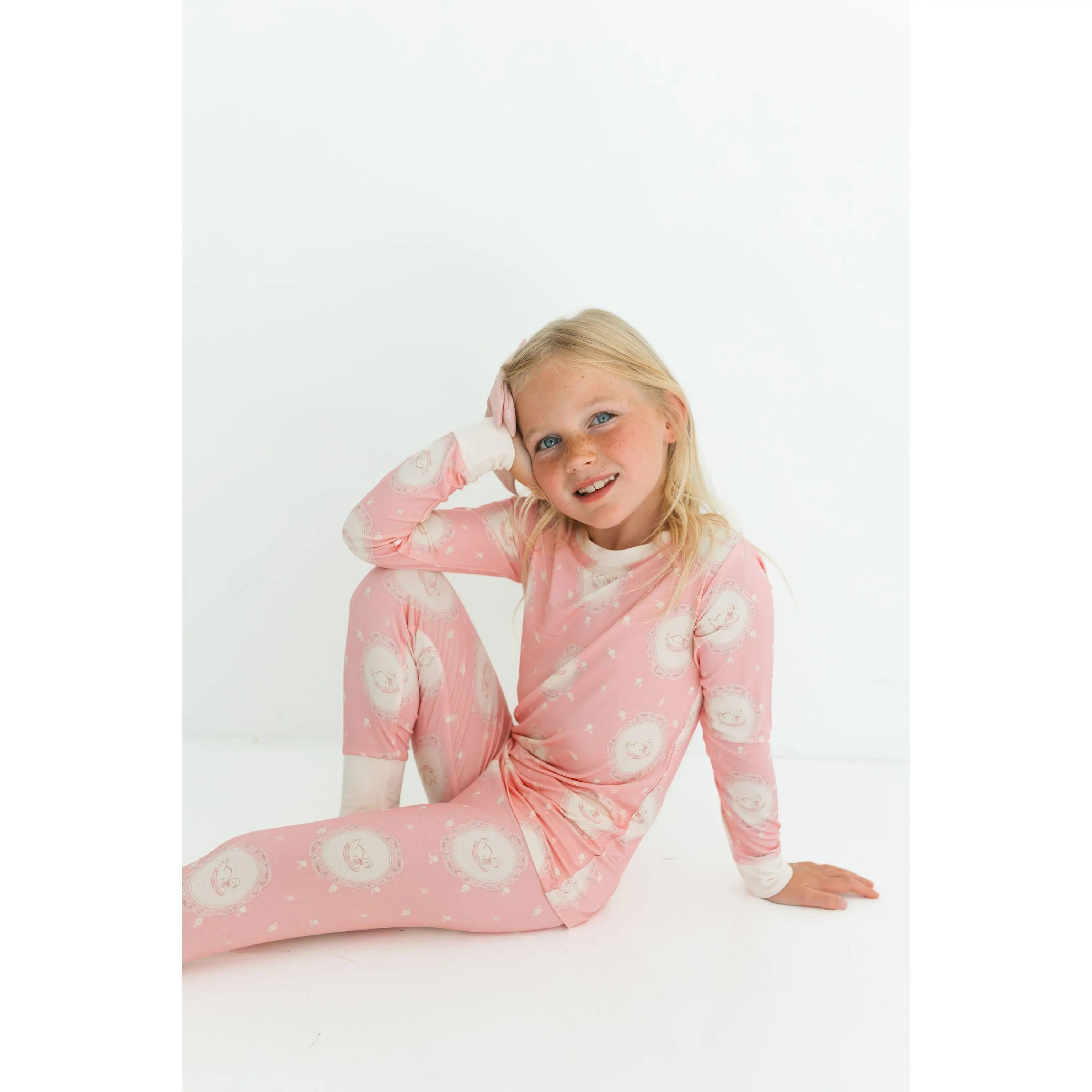 Sleeping Swan Two Piece Set