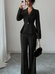 Two-piece women's black formal lapel multi-button waist-cinching pleated hem long sleeve blazer high-waisted long-legged suit pants suitable for all seasons, suitable for daily attendance, attending events and other occasions Outfit.