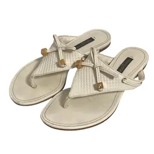 Pre-owned Louis Vuitton Other Small Leather Goods Leather Thong Sandals