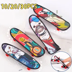 Fun mini portable finger scooter, random colors, 10/20/30 pieces, a lot of good gifts for birthday parties, classroom rewards and celebrations, various small categories for boys and girls, carnival, Easter, Christmas and New Year awards gifts