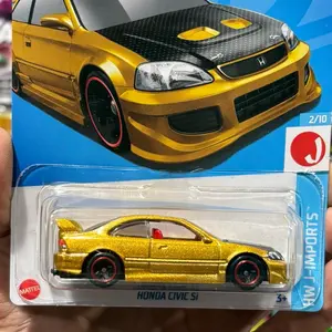 90’s Gold Honda civic Si 1:64 scale Diecast car
