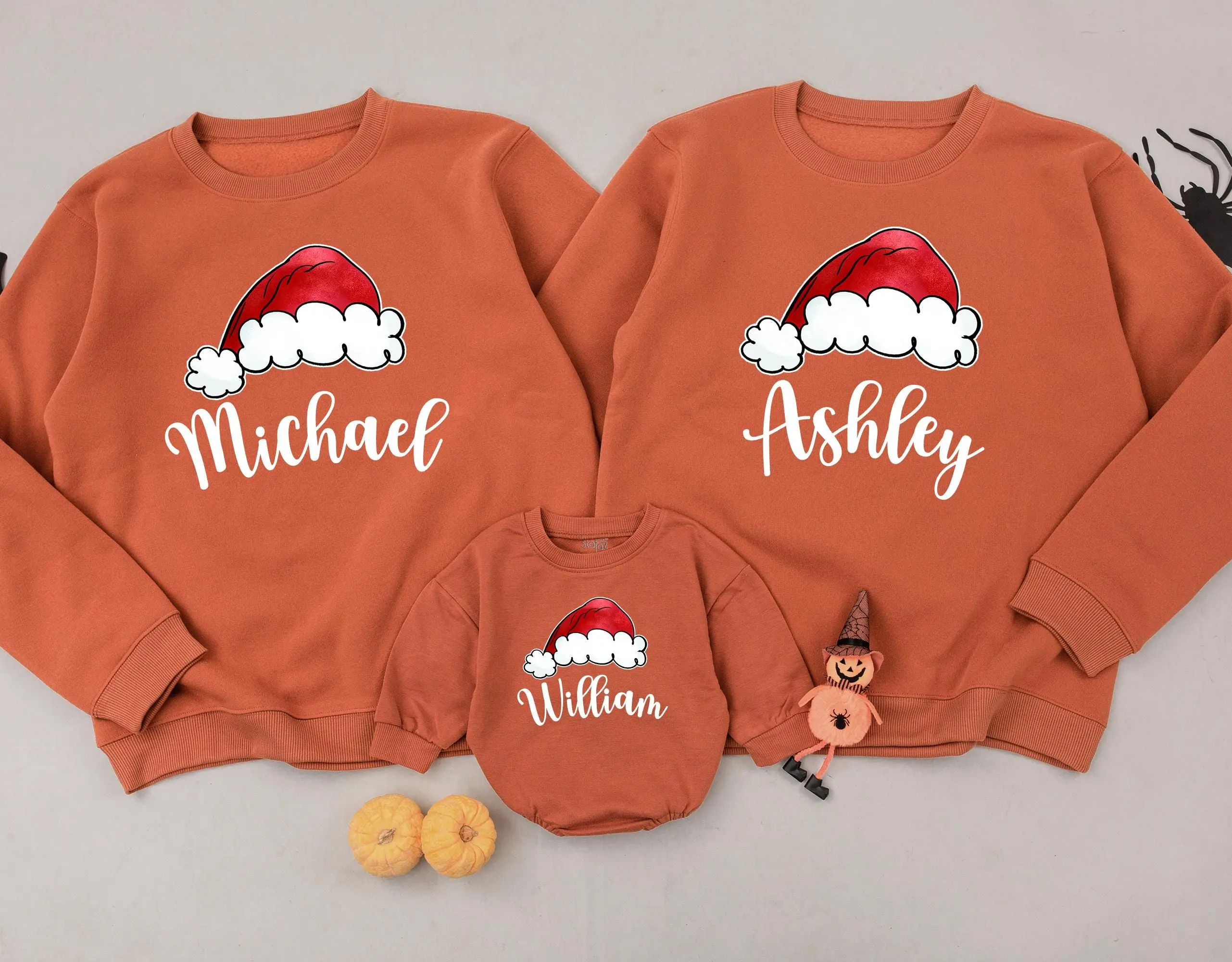 Personalized Chinoiserie Mama and Mini Christmas Sweatshirts Custom Family Xmas Tees with Baby Girl Romper for New Moms Casual Matching Outfits