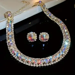 Stunning Full Rhinestone Stud Earrings and Necklace Set Elegant 29.3cm Chain golden tone Necklace & Stud Earrings Perfect for Elegant Wear