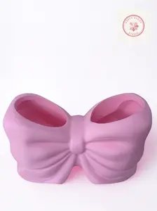Bowtique Pen Caddy