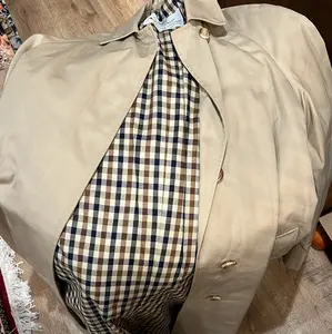 Vtg Aquascutum Trench Coat Made in England