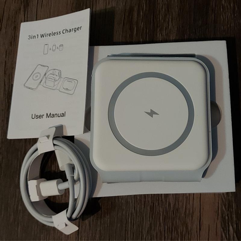 3-In-1 Foldable Wireless Charger For IPhone 12/13/14 Pro Max, For Airpods Pro, For IWatch. Portable Foldable Fast Charging Dock Magnetic Wireless Charger Folding Qi Wireless Charger Stand 15W Android Device