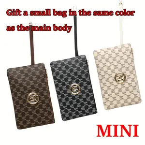 Elegant city women's mini coin purse, can be paired with a mother and child bag, easy to carry small change bags. M printed synthetic leather material