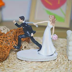 French wedding statues, Figurines - bride and groom resin sculptures, black and white elegant design for weddings, anniversaries and home decoration, perfect choice for Christmas and Valentine's Day, wedding decoration tabletop and home handic