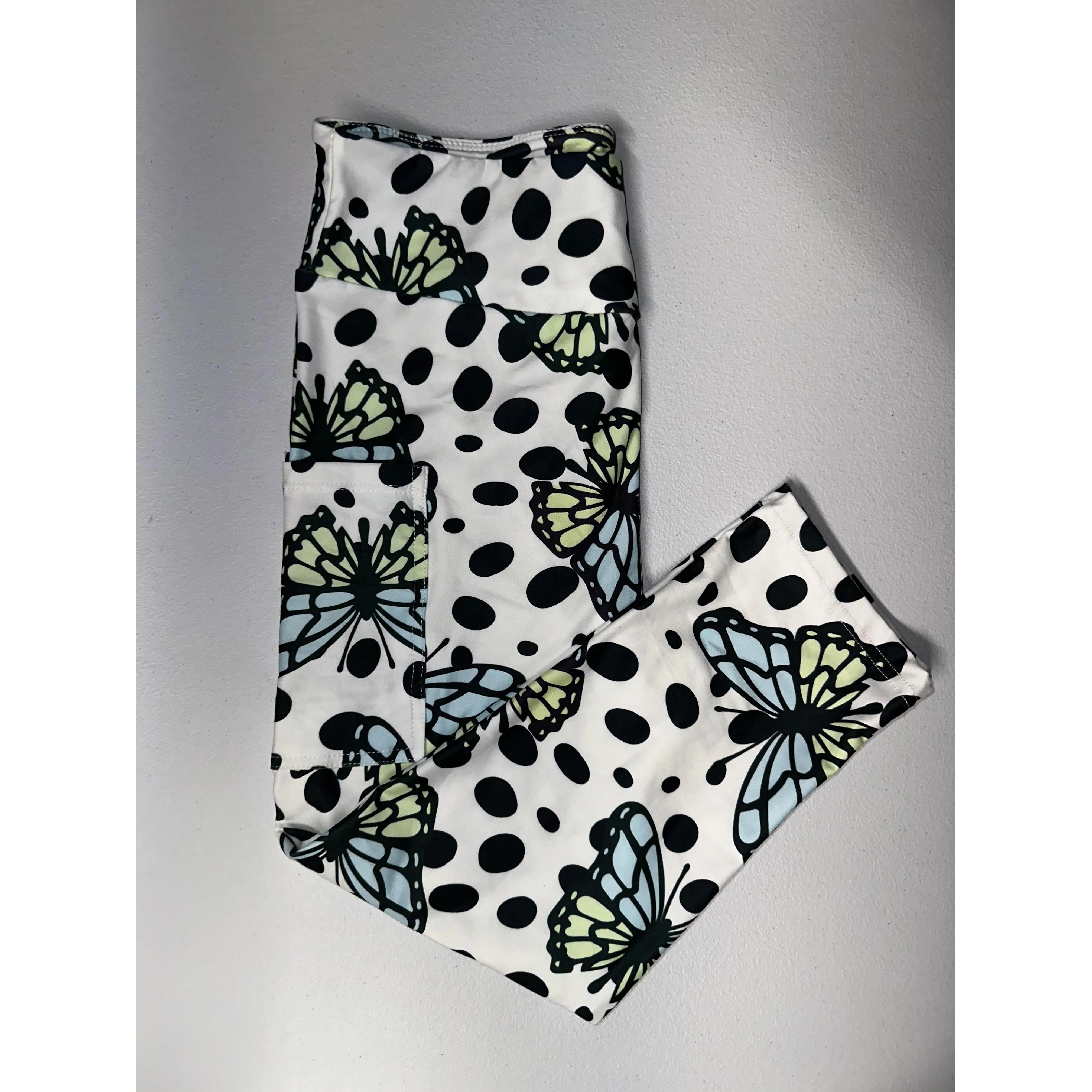 Polka Dot Butterfly Capri w/ Pockets
