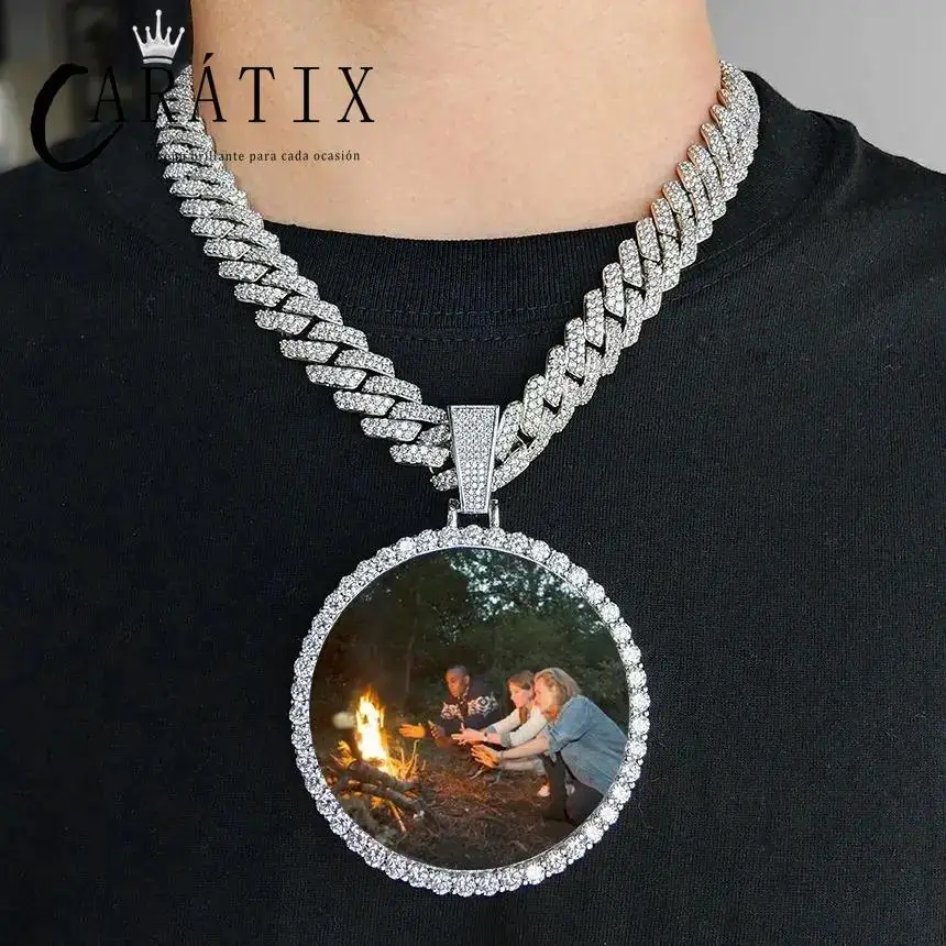 CARÁTIX Medium Round Plated Memory Medallions Charms Custom Picture Pendant Necklace for Men Hip Hop Jewelry Large Size Photo Pendant Jewellery Outdoo