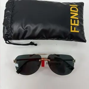 Pre-owned F26042570 Fendi Sky Sunglasses Gold Frames , Green