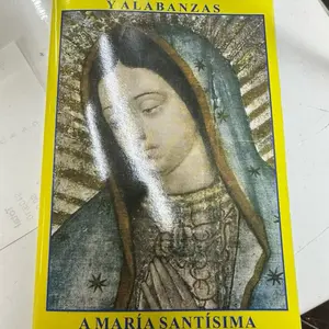 Cantos Y Alabanzas Religious Book