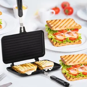Double-sided baking sheet sandwich maker with non-stick pan, non-stick kitchen waffle maker, egg cover, mini waffle breakfast grill, barbecue grill kitchen restaurant home mold, egg frying pan
