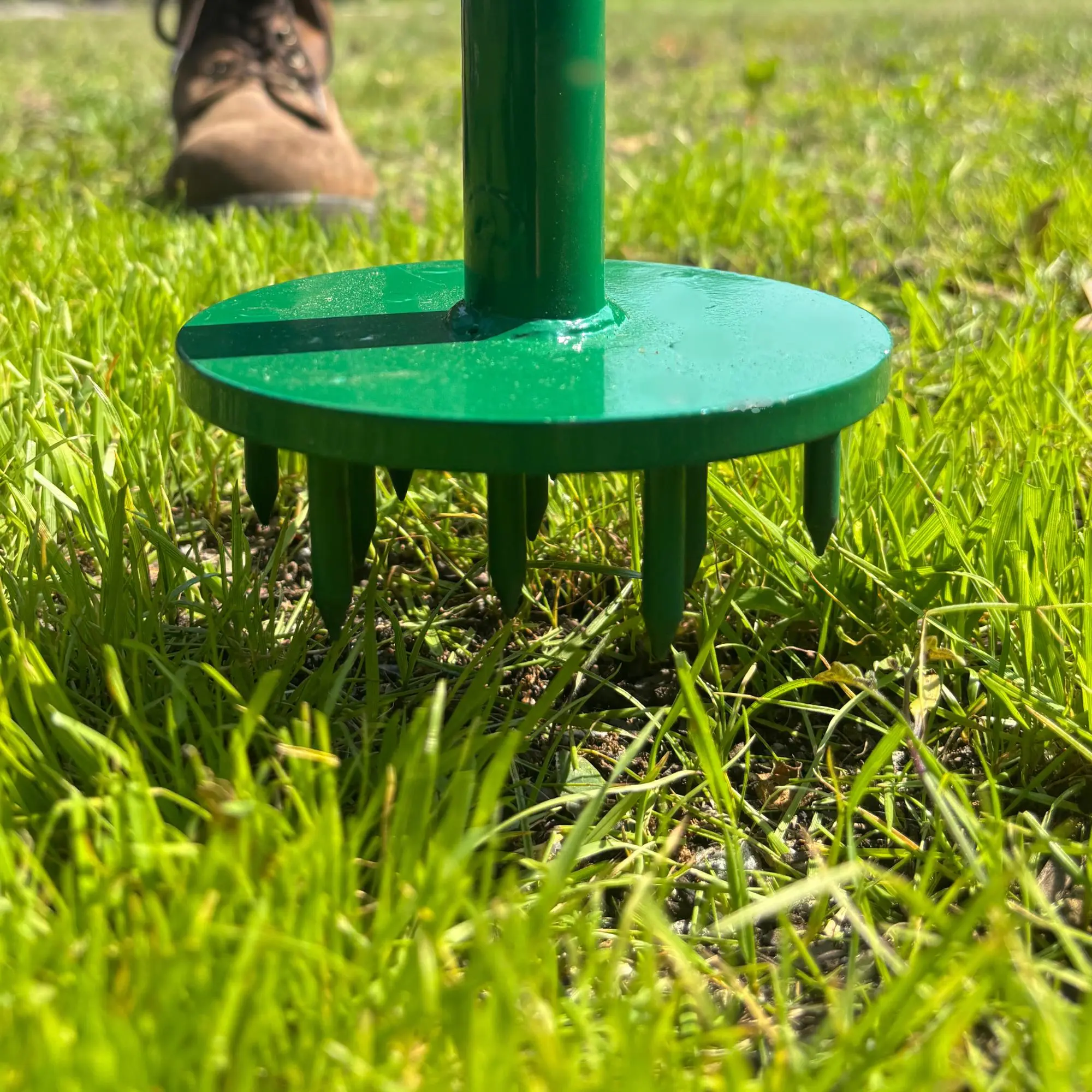 Landzie Spot Seeder Lawn Aerator Tool and Grass Patch Repair Tool - Spike Seeding Tool and Slit Seeder Aerator Lawn Tool for Lawn Repair & Dog Spots Heavy-Duty Spot Aerator Dethatcher for Grass Repair