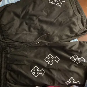 Men's Cross Print Drawstring Waist Shorts, Casual Fitted Regular Fit Pocket Straight Leg Shorts for Summer, Men's Bottoms for Daily Wear