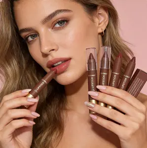 6-color matte chocolate lipstick, smooth and easy to apply, with a delicate texture, even color in one swipe, allowing beginners to easily achieve a perfect lip shape