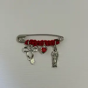 Pregnancy safety pin