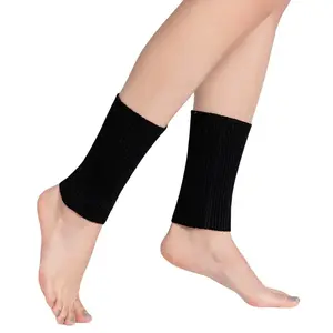 One Size Non Slip Yoga Socks, Warm Wool Cashmere Grip Socks for Pilates, Barre, Home Workout, Fits 45-100kg