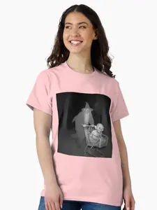 Grey W.i.z.a.r.d Pushing G.o.l.l.u.m Meme Classic T-Shirt, Timeless Appeal, Simple and Clean, Trendy Outfits, Stay Ahead of the