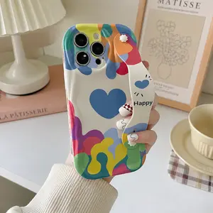 This heart-shaped phone case with wrist strap completely eliminates the worry of "slipping hands." Made of TPU material, it's suitable for iPhone 17/16/15/14/13/12/11/Xs/X/Plus/Pro/Max and can be given as a gift to friends, family, or couples.