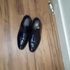 DINAOR New bright leather lace-up men's business leather shoes, fashionable design, suitable for various occasions