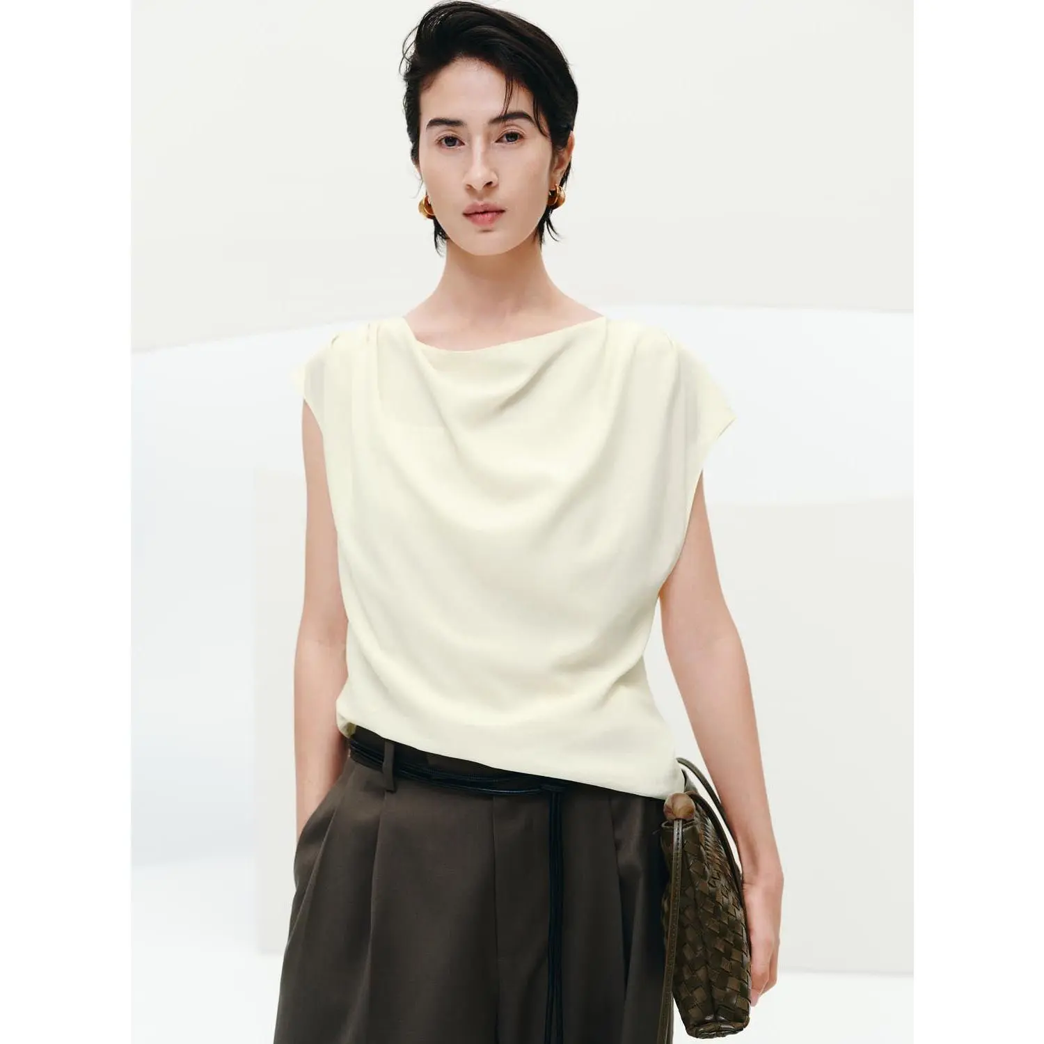 URBAN REVIVO Women's Draped Neck Blouse, Sheer Minimalist 100% Lyocell Lightweight Summer Casual Top for Women, Tops For Women