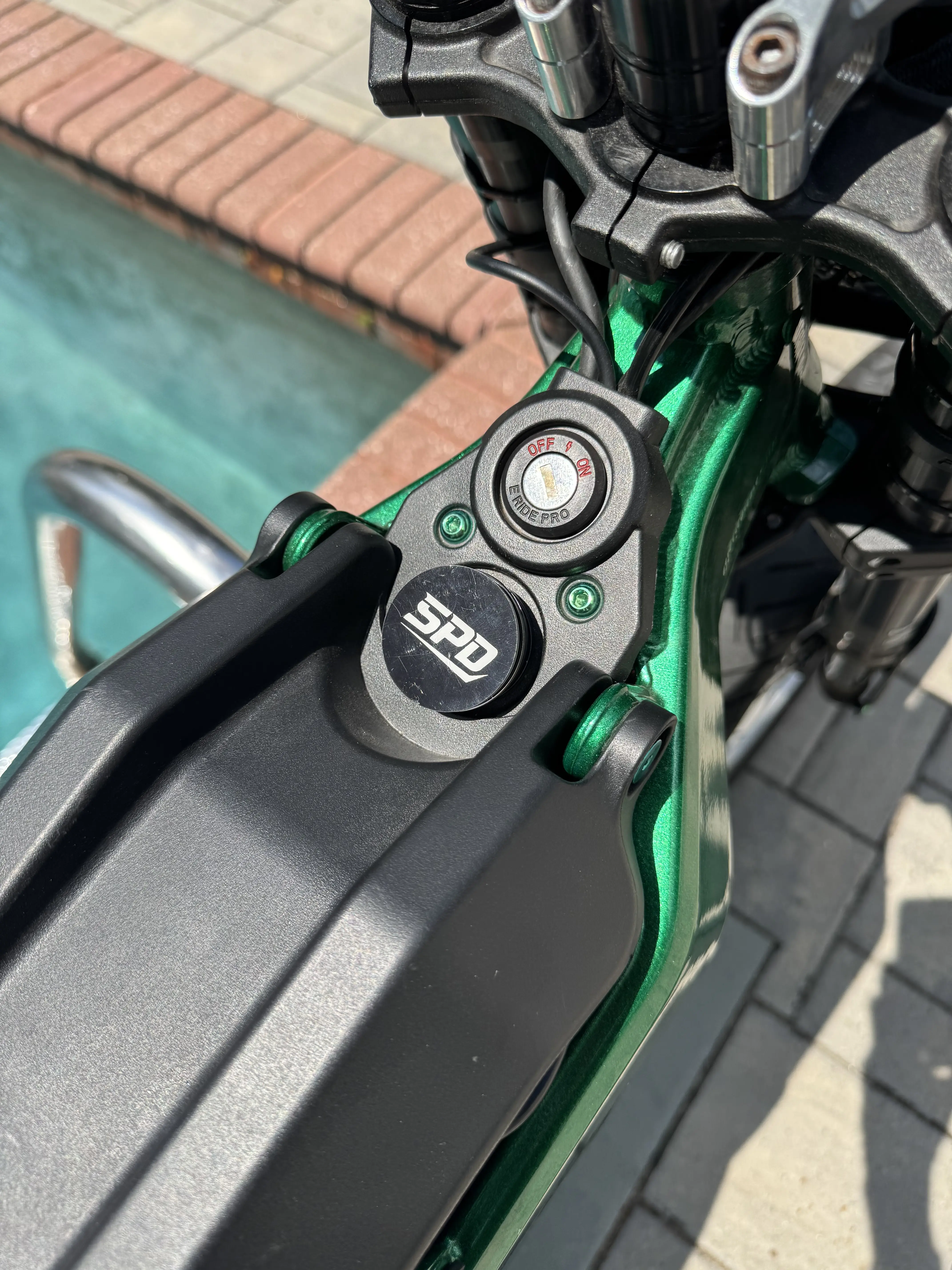 SPD ignition spinner