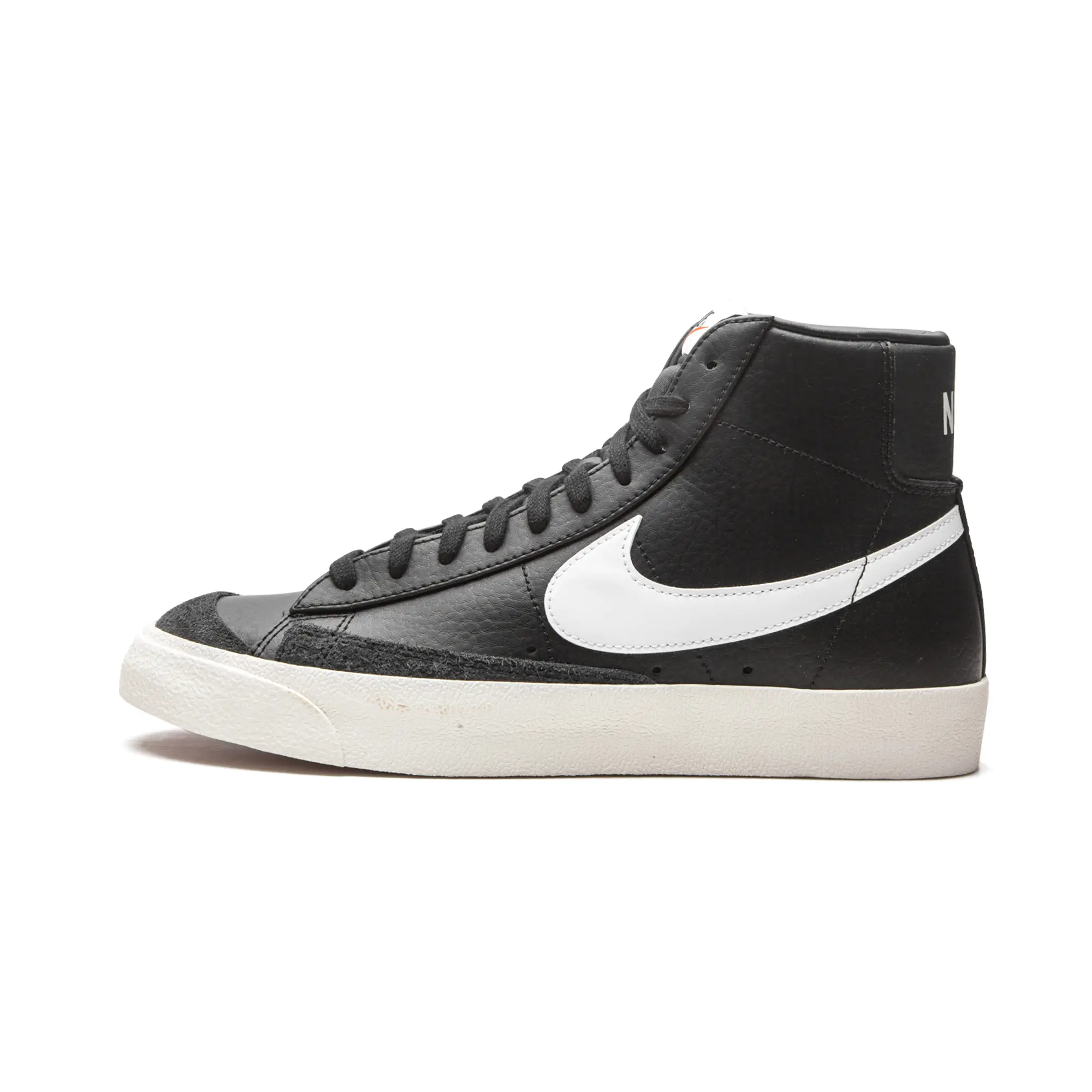 Blazer Mid '77 Vintage "Black Sail" BQ6806 002 Blazer Mid '77 Vintage "Black Sail" BQ6806 002
