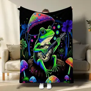Frog & Mushroom Pattern Blanket, 1 Count SoftThrow Blanket, Warm Napping Blanket for HomeOffice Travel Outdoor Camping