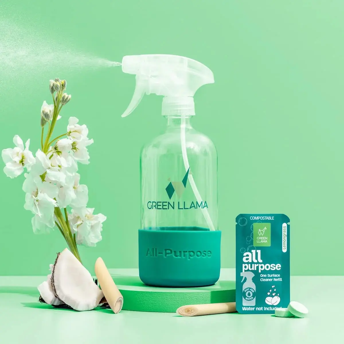 Green Llama All-Purpose Spray Glass Bottle Cleaning Kit with Lemongrass Essential Oil